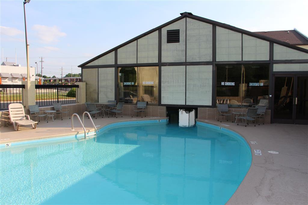 Red Roof Inn & Suites Monroe, Nc Съоръжения снимка