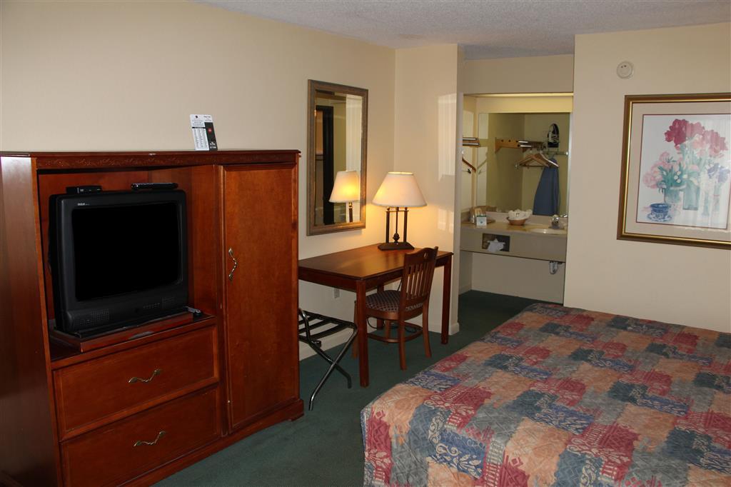 Red Roof Inn & Suites Monroe, Nc Стая снимка